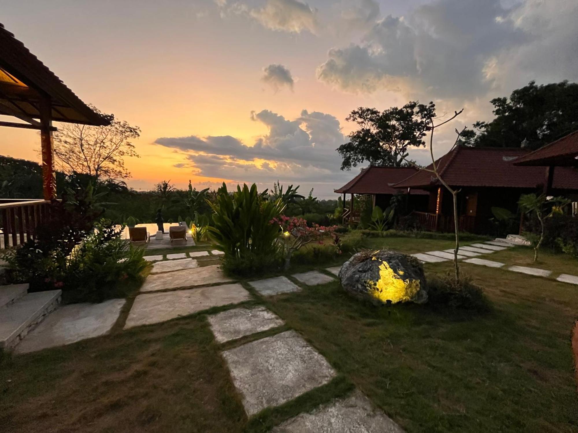 Hotel Sunset Hill Lembongan Extérieur photo